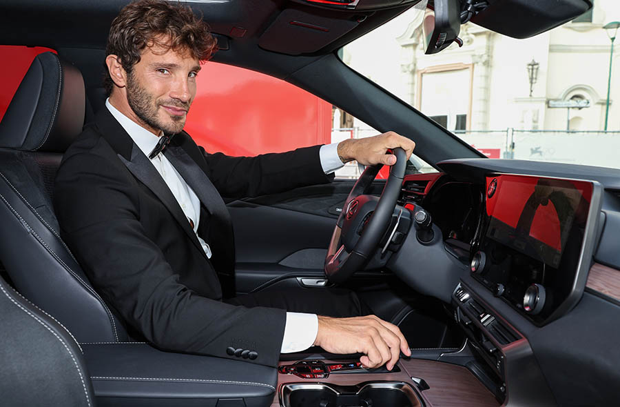Lexus: oltre 10 milioni di reach per la campagna con Stefano De Martino