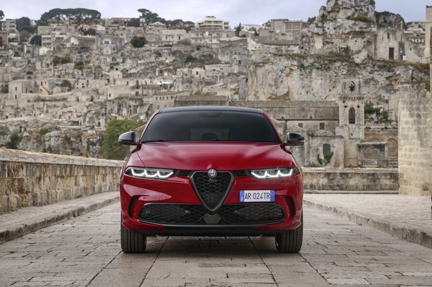 , La nuova pubblicità di Alfa Romeo celebra il Made in Italy