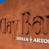 Stella Artois rende concreto il fascino della terra rossa con un bar tutto d’argilla al Roland Garros STELLA ARTOIS ROLAND GARROS 2026